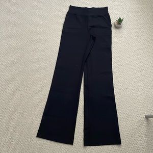 Lululemon be still pant black